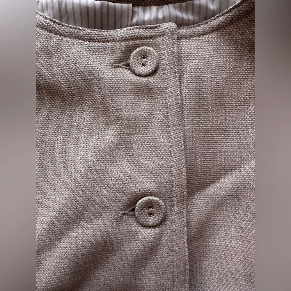 Maison d’Amélie Paris Tailored Vest Beige Linen Blend Peplum Waistcoat Elegant - Picture 3 of 7